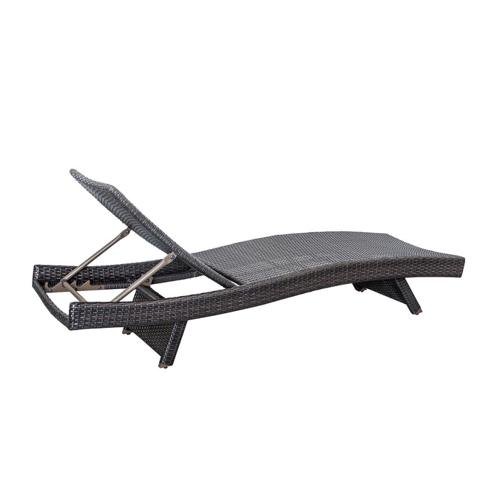OakvillePark Norvelle  Outdoor Chaise Lounger