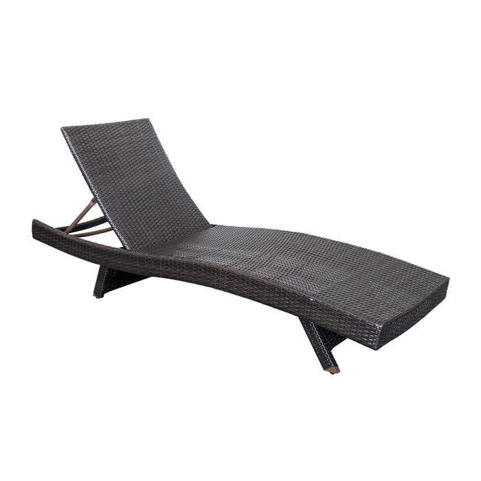 OakvillePark Norvelle  Outdoor Chaise Lounger
