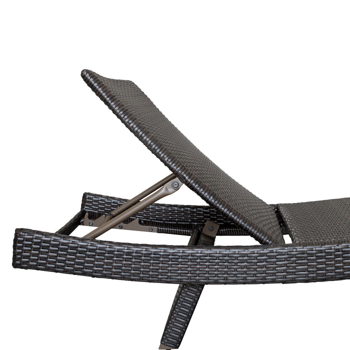 OakvillePark Norvelle  Outdoor Chaise Lounger
