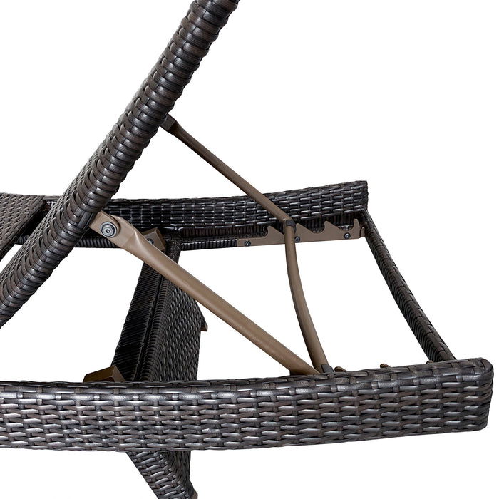OakvillePark Norvelle  Outdoor Chaise Lounger