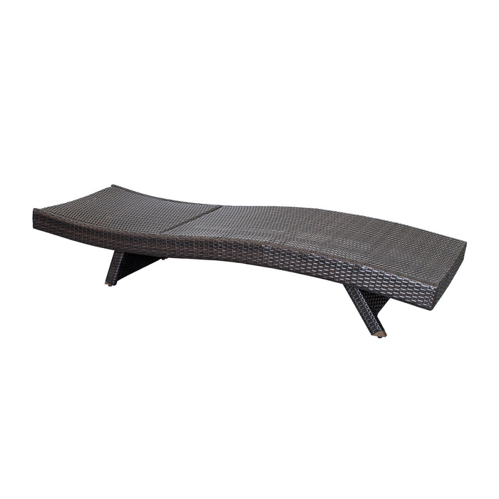 OakvillePark Norvelle  Outdoor Chaise Lounger