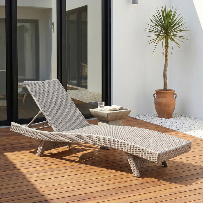 OakvillePark Norvelle  Outdoor Chaise Lounger