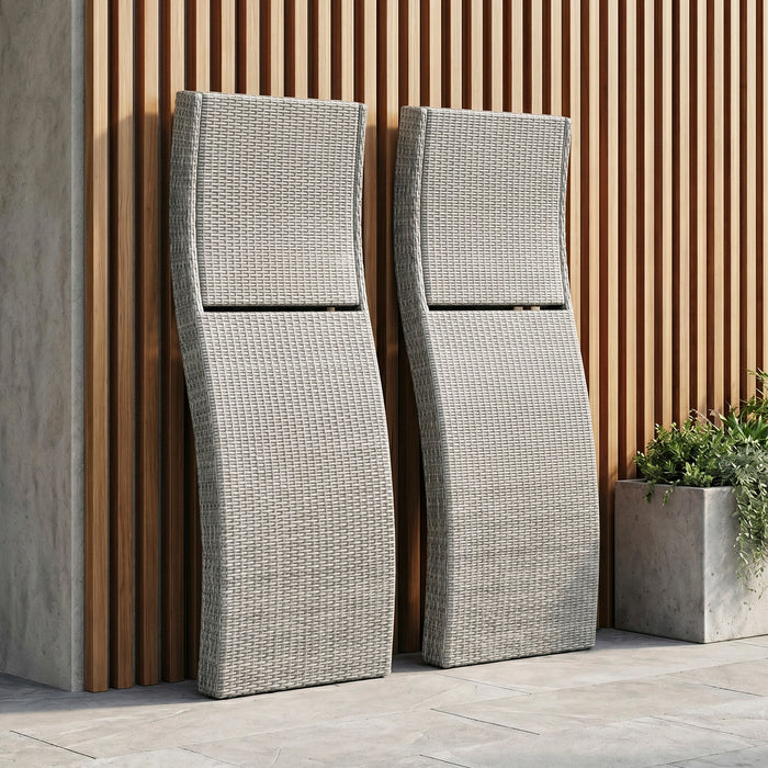 OakvillePark Norvelle  Outdoor Chaise Lounger